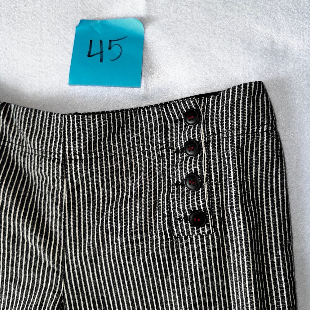 Larry Levine 12 Navy & White Sailor Style Capris - Picture 3 of 4